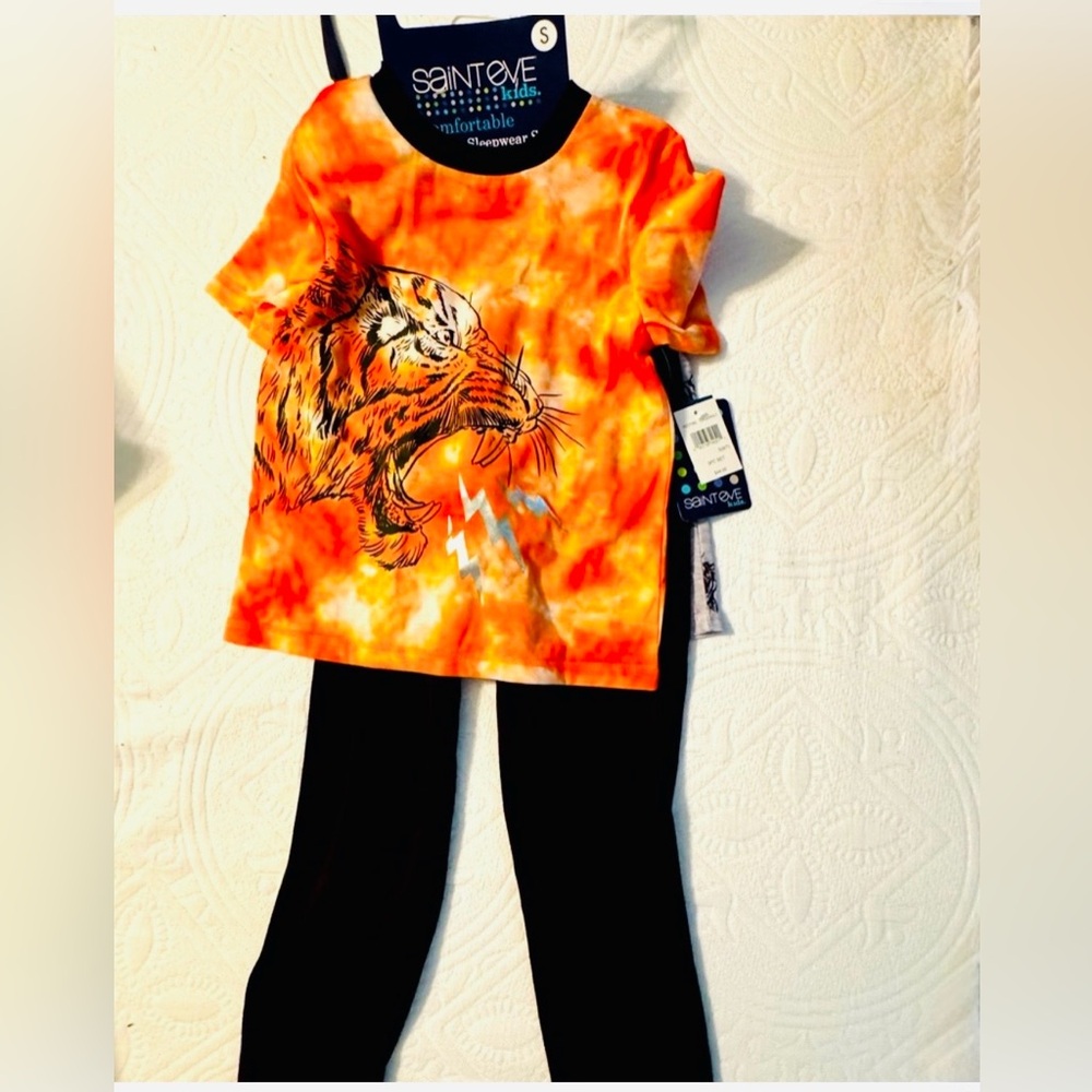SAINT EVE Three Piece Pajama Set